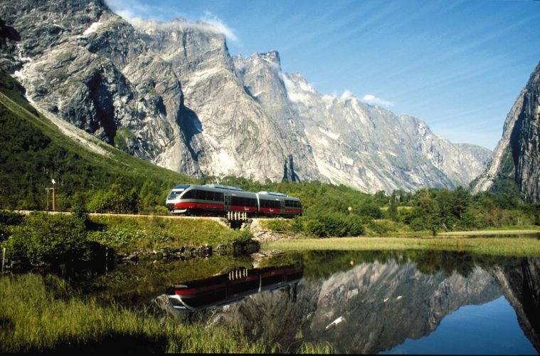 3 reasons why you have to travel by train in Europe